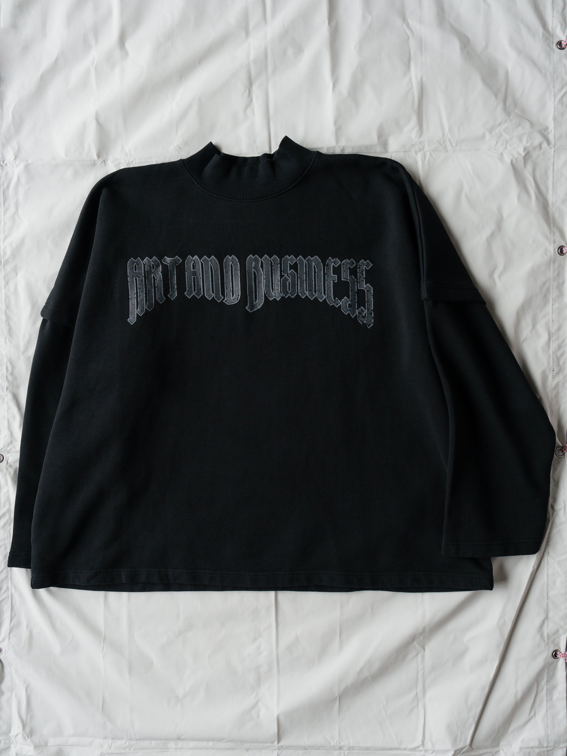 BLACK OVERSIZED SWEATSHIRT – CYANIDE